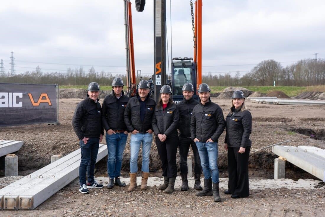 Eerste Paal Geslagen Nieuwbouw AIC Visser Vestiging Assen - Kijk Op Het ...