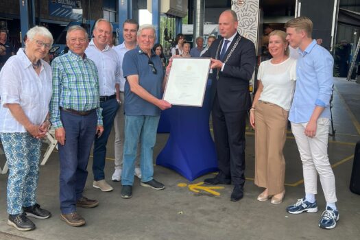 Autoverhuur Bultman ontvangt Koninklijke Onderscheiding van Hofleverancier